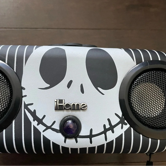 iHome Portable Nightmare Before Christmas mp3  player Speaker - Picture 2 of 5